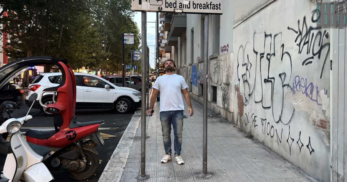 Due pali e un cartello sopra, ma in tanti hanno paura a passarci sotto: ecco perch�